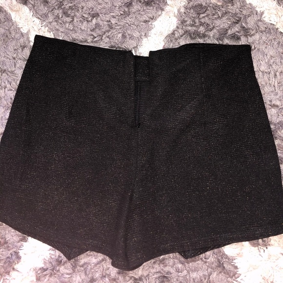 Gab and Kate Envelope Skort - Picture 2 of 2